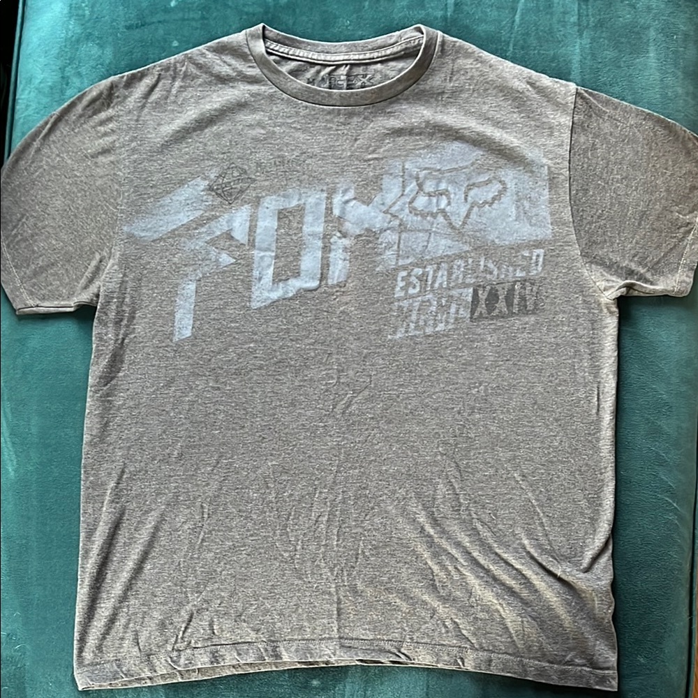 Fox Men's Gray T-Shirt